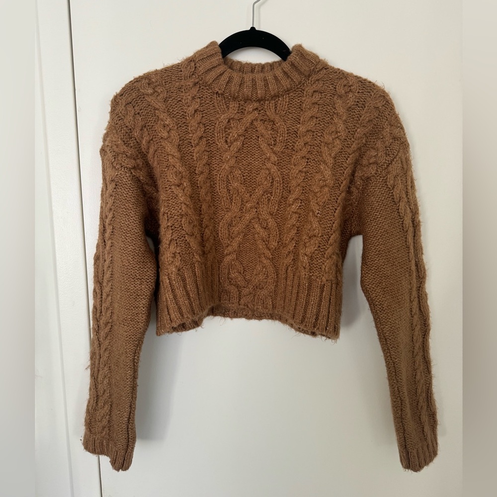 Zara Cable Knit Sweater - Small